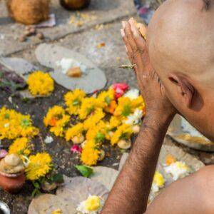 Pandit for Asthi Visarjan