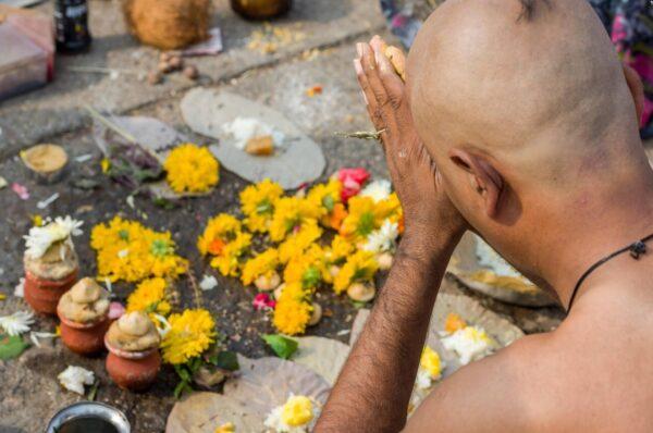 Pandit for Asthi Visarjan